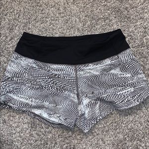 Lulu shorts